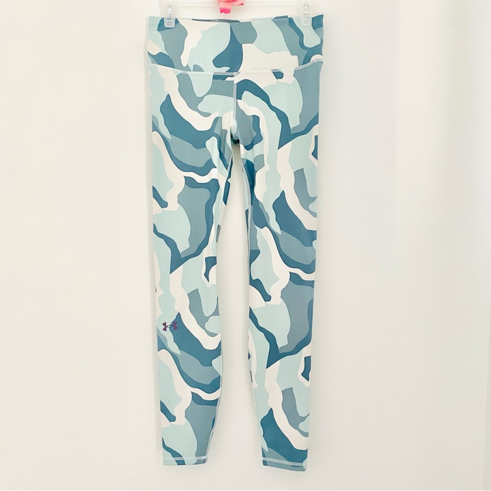 💕Under Armour Green Camo Sports Leggings SZ M